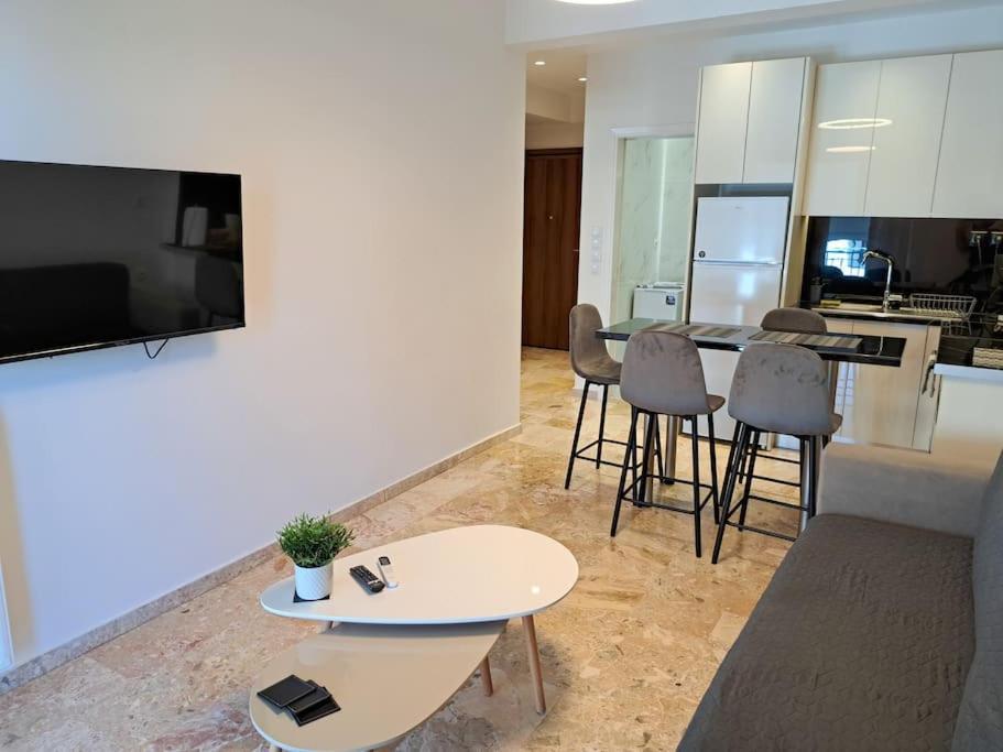 Luxury Suite Патра Экстерьер фото