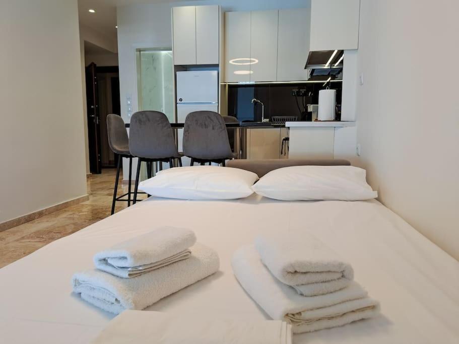 Luxury Suite Патра Экстерьер фото
