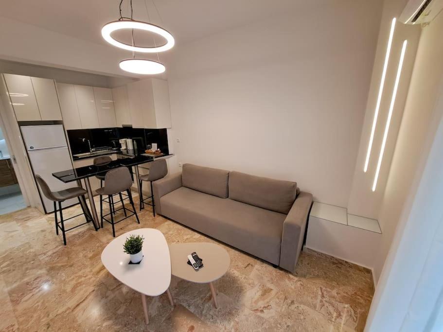 Luxury Suite Патра Экстерьер фото