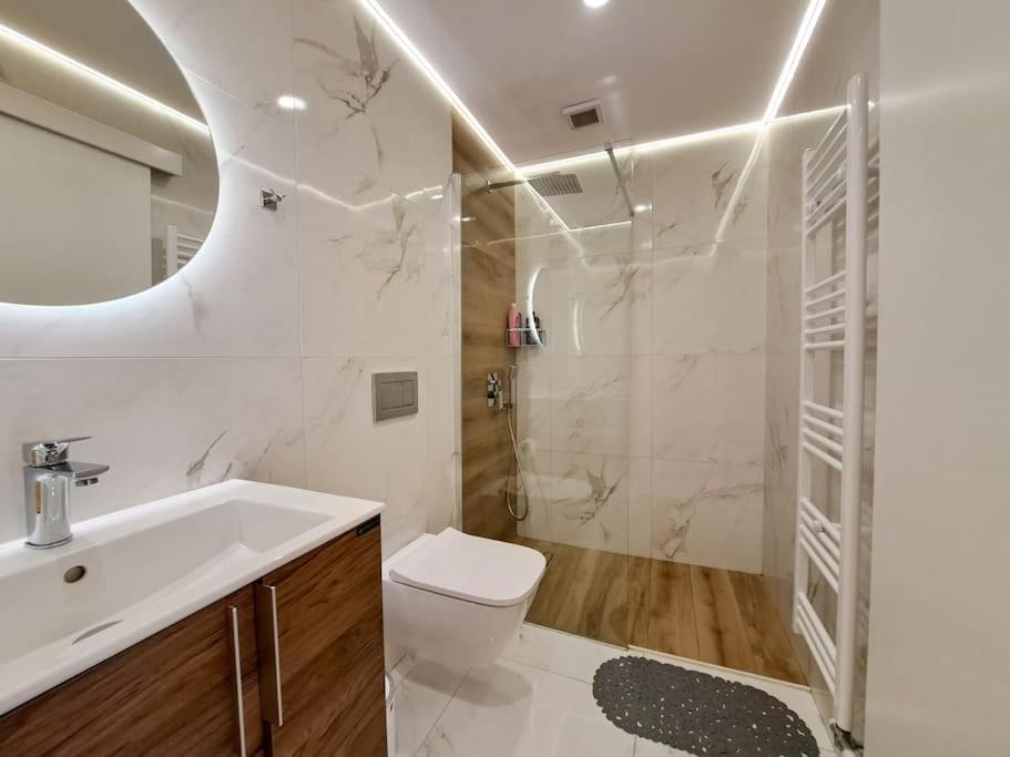 Luxury Suite Патра Экстерьер фото